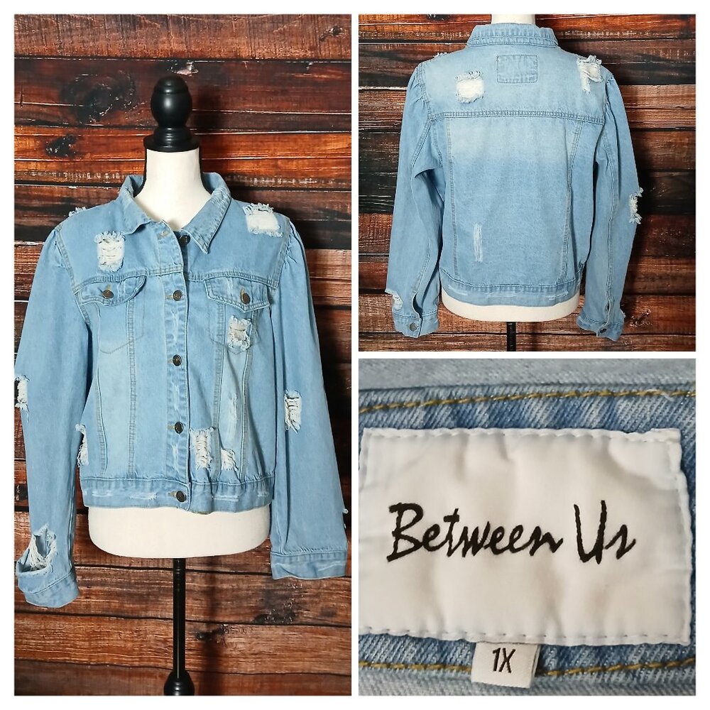 Between Us Jean Jacket 1X Cropped Distressed Ripped Light Wash Denim